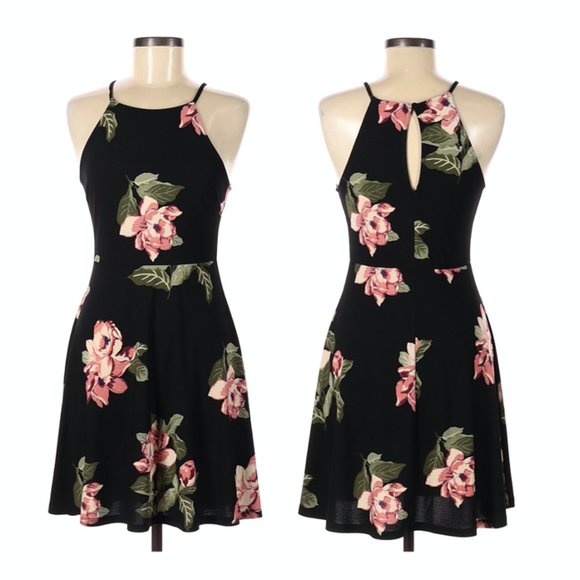 Lush Dresses & Skirts - NWOT Lush Ava Skater Floral Dress